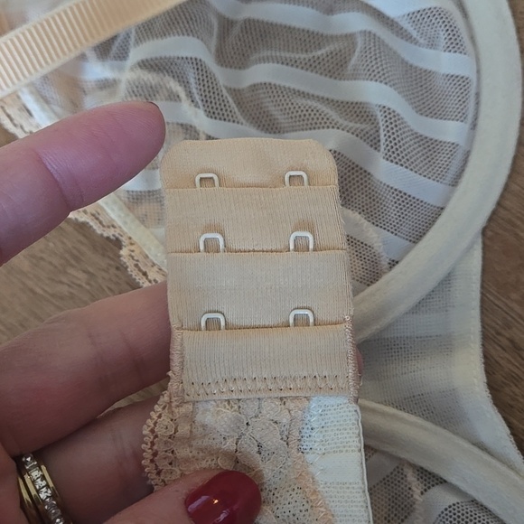 HEIDI KLUM Sexy Lace Bra size 38B - Picture 6 of 6